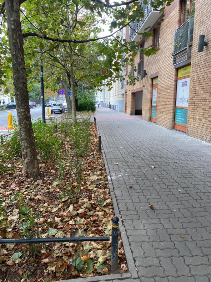 Komfortowy Apartament: Pet-Friendly Old Town Retreat near Park Praski Warsaw Exterior photo