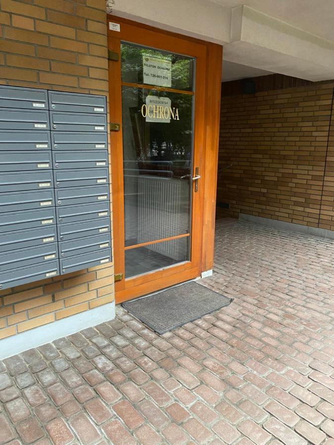Komfortowy Apartament: Pet-Friendly Old Town Retreat near Park Praski Warsaw Exterior photo